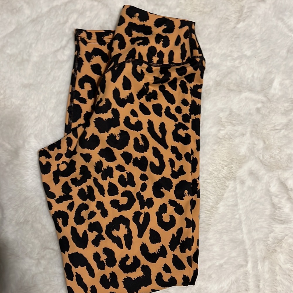 Never wore just took off tags but don’t like how they fit my body type